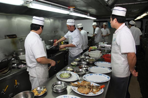 美食新煮意 厨艺竟一番——我院第三届厨师厨艺比赛